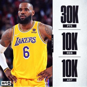 7M体育比分网-311俱乐部达成！詹姆斯的每个脚印都是NBA历史